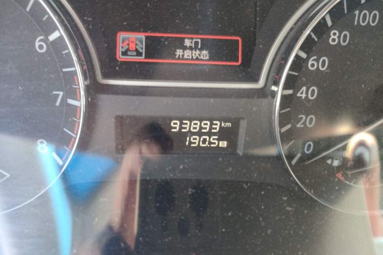 Used Nissan Teana 2016 Revised Version 2.0L XL Comfort Edition Odometer Close Up