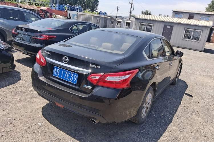 Used Nissan Teana 2016 2.0L XE Fashion Edition Rear Right 45 Deg