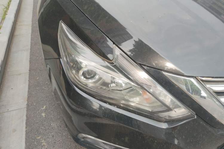 Used Nissan Teana 2016 2.0L XE Fashion Edition Right Front Headlight