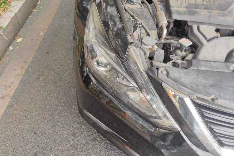 Used Nissan Teana 2016 Revised Version 2.0L XL Comfort Edition Right Front Headlight