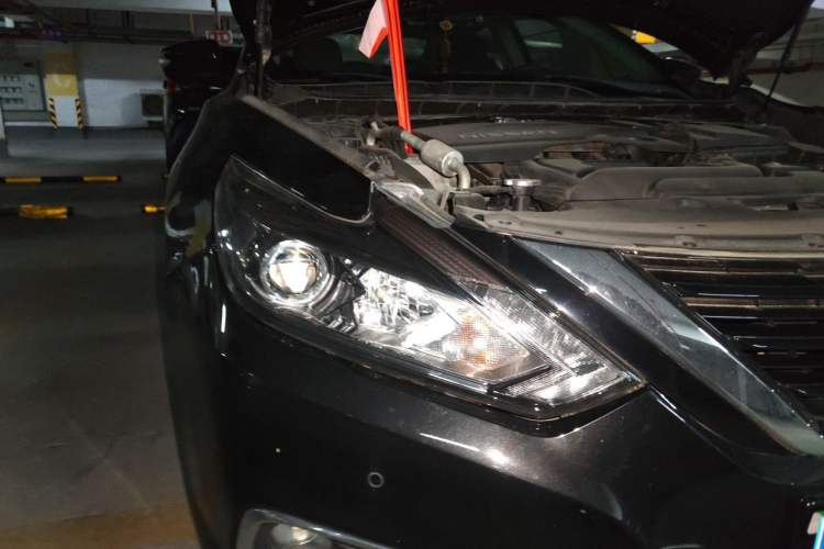 Used Nissan Teana 2016 2.0L XL-Upper Smart Edition Right Front Headlight