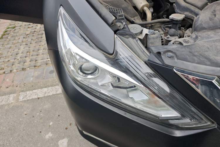 Used Nissan Teana 2016 2.0L XE Fashion Edition Right Front Headlight