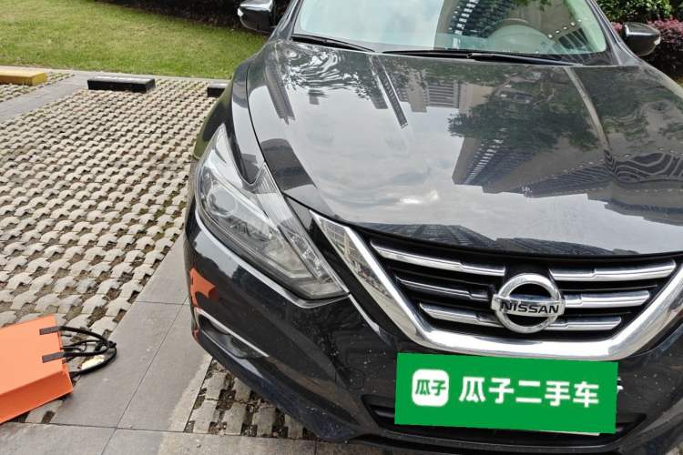 Used Nissan Teana 2016 Revised Version 2.0L XL Comfort Edition Right Front Headlight