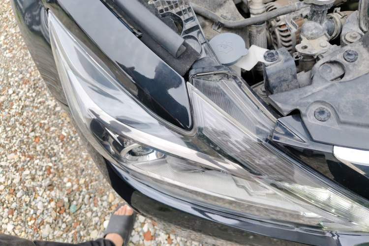 Used Nissan Teana 2016 2.0L XL Comfort Edition Right Front Headlight