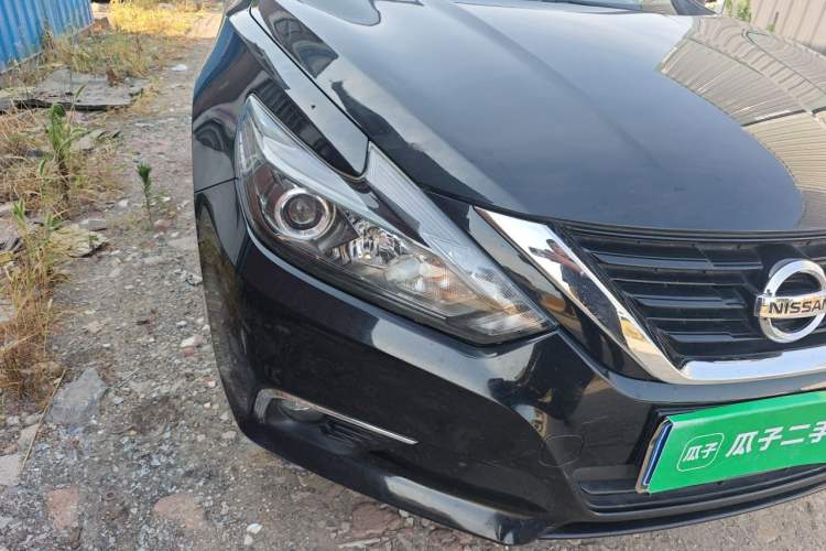 Used Nissan Teana 2016 Revised Version 2.0L XL Comfort Edition Right Front Headlight