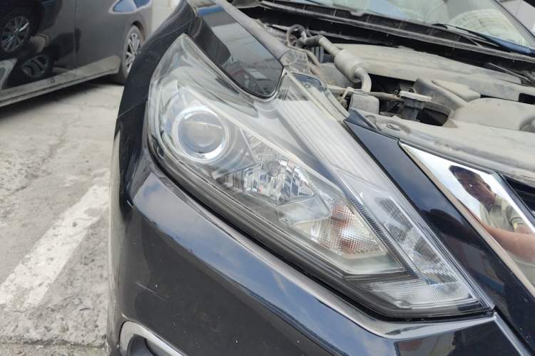 Used Nissan Teana 2016 2.0L XL Comfort Edition Right Front Headlight