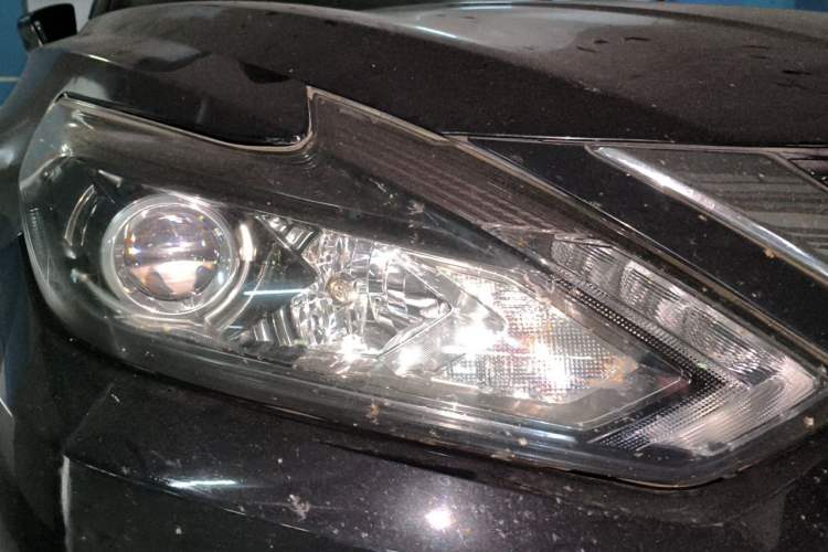 Used Nissan Teana 2016 Revised Version 2.0L XL Comfort Edition Right Front Headlight