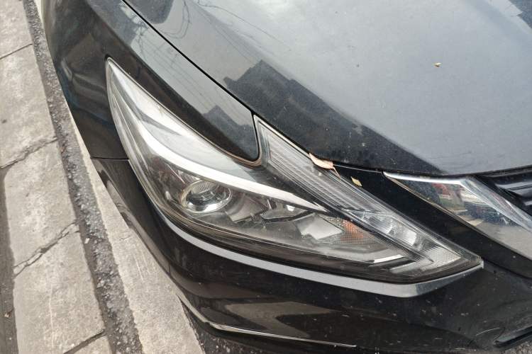 Used Nissan Teana 2016 2.0L XL Comfort Edition Right Front Headlight
