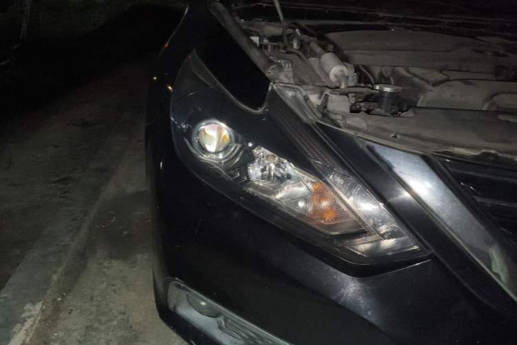 Used Nissan Teana 2016 Revised Version 2.0L XL Comfort Edition Right Front Headlight