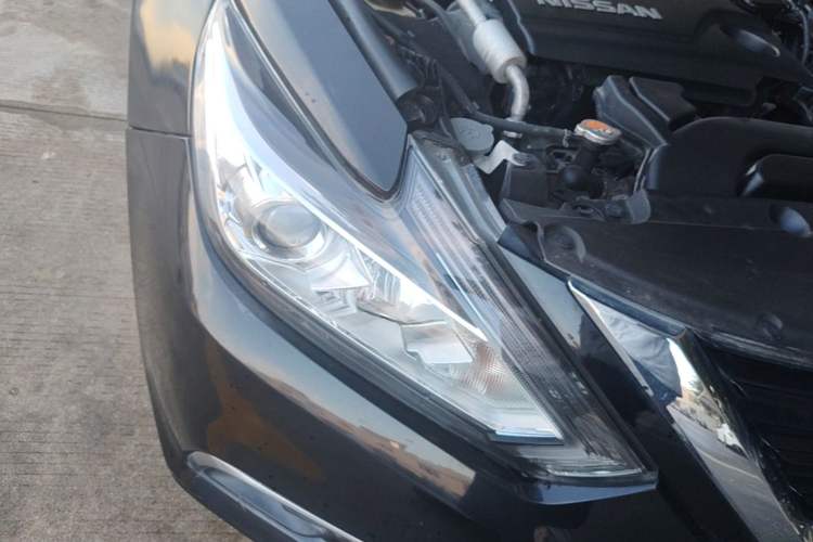 Used Nissan Teana 2016 Revised Version 2.0L XL Comfort Edition Right Front Headlight