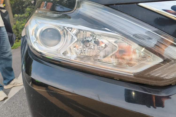 Used Nissan Teana 2016 2.0L XE Fashion Edition Right Front Headlight