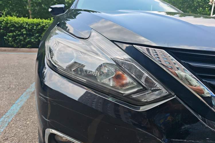 Used Nissan Teana 2016 2.0L XL Comfort Edition Right Front Headlight