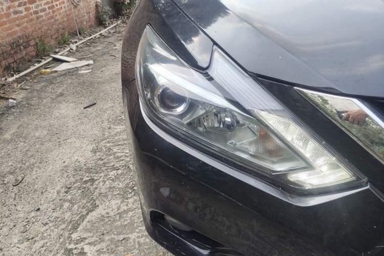 Used Nissan Teana 2016 Duke 2.5L XV Premium Edition Right Front Headlight