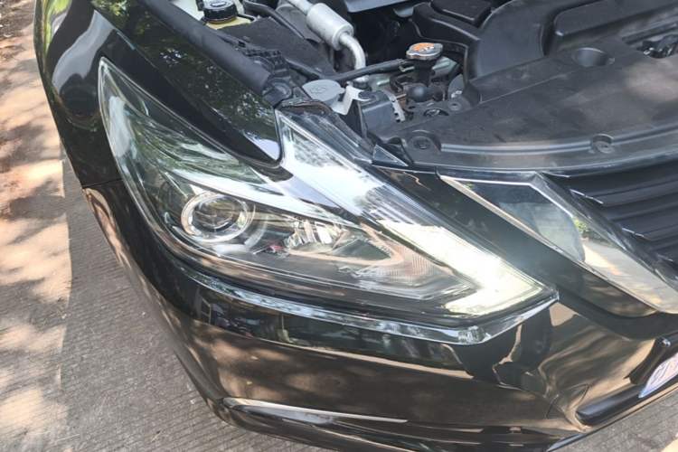 Used Nissan Teana 2016 2.0L XL-Upper Smart Edition Right Front Headlight