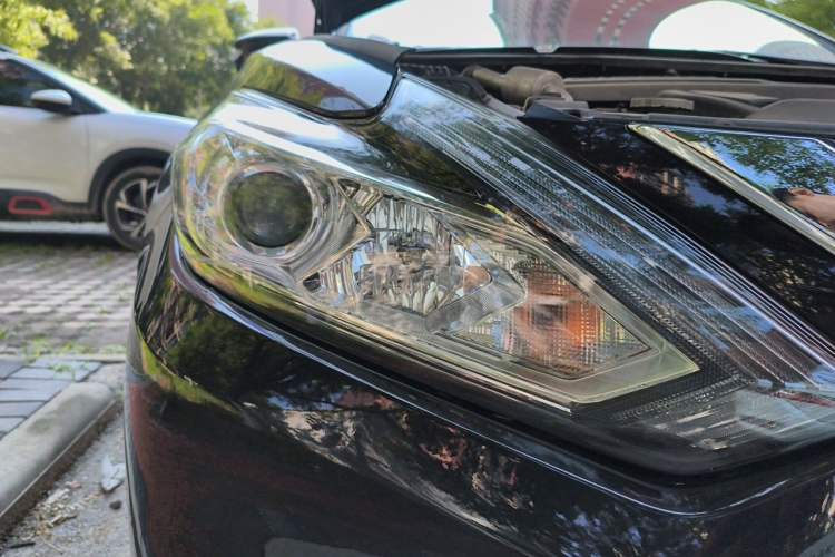 Used Nissan Teana 2016 2.0L XE Fashion Edition Right Front Headlight