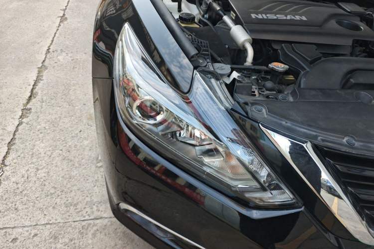 Used Nissan Teana 2016 2.0L XL-Upper Smart Edition Right Front Headlight