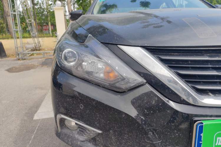 Used Nissan Teana 2016 2.0L XL-Upper Smart Edition Right Front Headlight