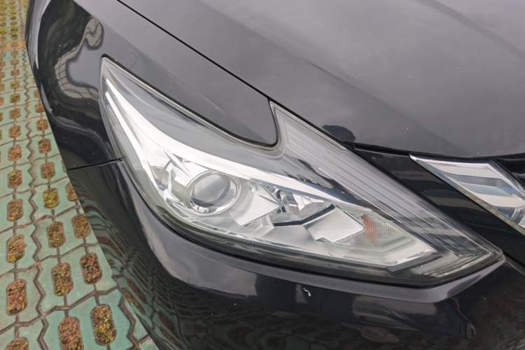 Used Nissan Teana 2016 2.0L XE Fashion Edition Right Front Headlight