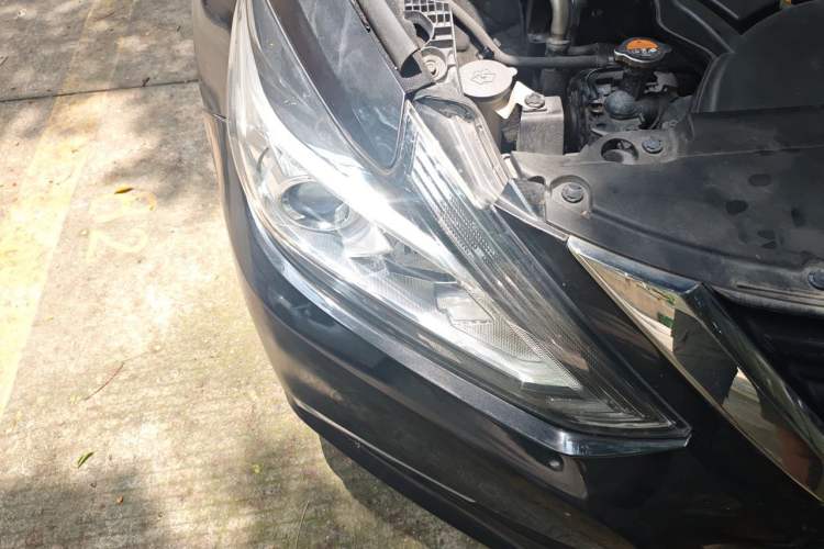 Used Nissan Teana 2016 2.0L XE Fashion Edition Right Front Headlight