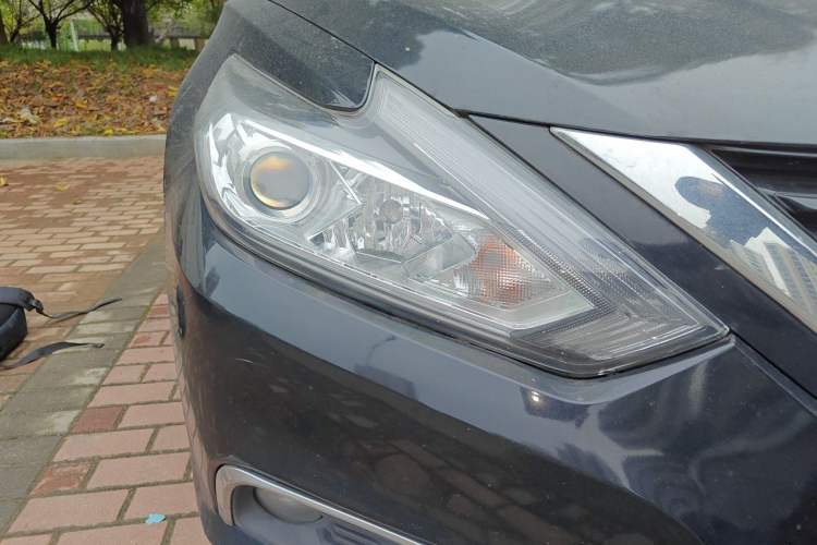 Used Nissan Teana 2016 2.0L XE Fashion Edition Right Front Headlight