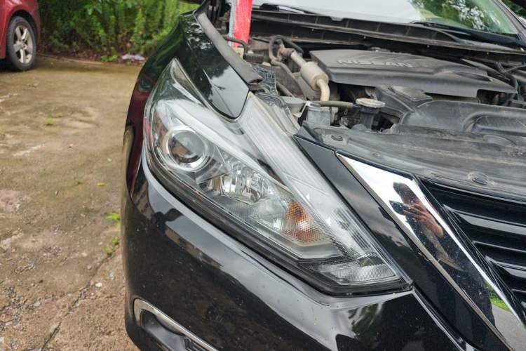 Used Nissan Teana 2016 2.0L XL Comfort Edition Right Front Headlight