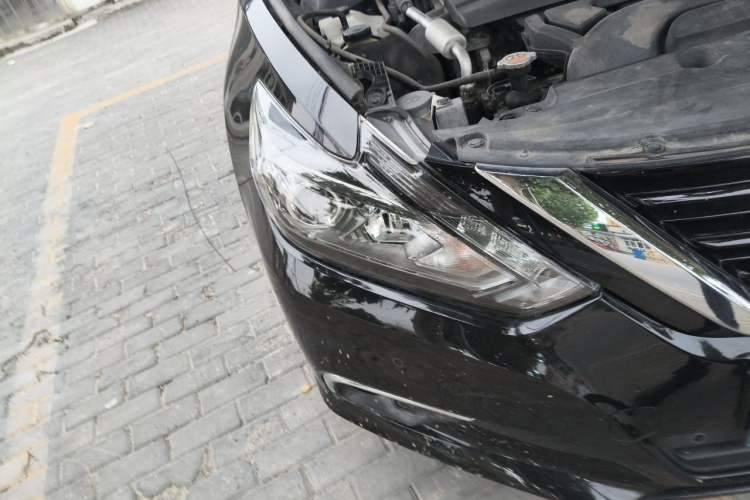Used Nissan Teana 2016 2.0L XL-Upper Smart Edition Right Front Headlight