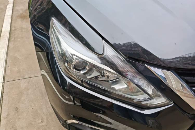 Used Nissan Teana 2016 Revised Version 2.0L XL Comfort Edition Right Front Headlight