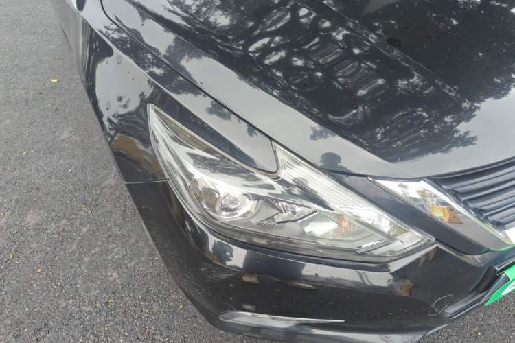Used Nissan Teana 2016 Revised Version 2.0L XL Comfort Edition Right Front Headlight