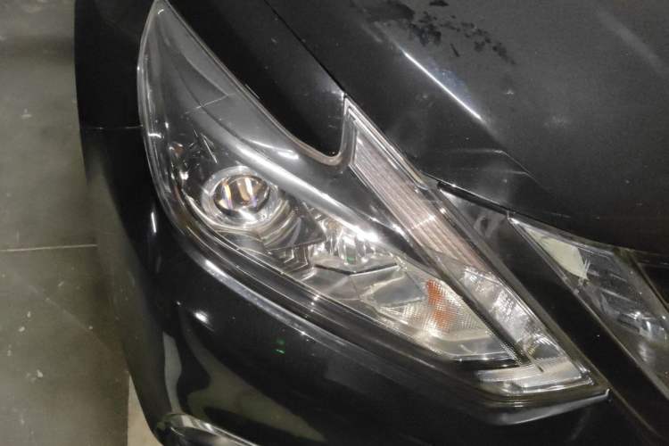 Used Nissan Teana 2016 Revised Version 2.0L XL Comfort Edition Right Front Headlight