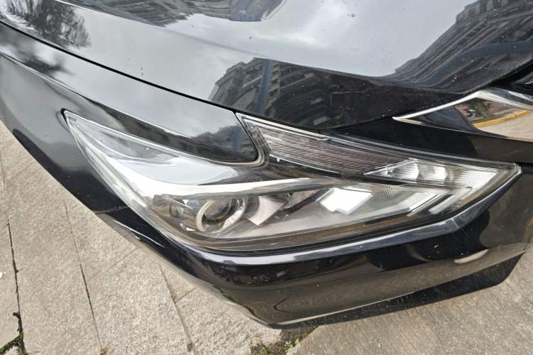 Used Nissan Teana 2016 2.0L XL Comfort Edition Right Front Headlight