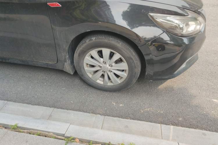 Used Nissan Teana 2016 2.0L XE Fashion Edition Right Front Wheel Hub