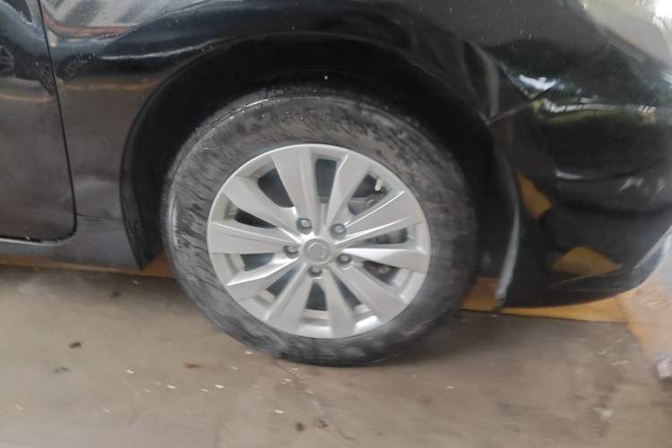 Used Nissan Teana 2016 2.0L XE Fashion Edition Right Front Wheel Hub