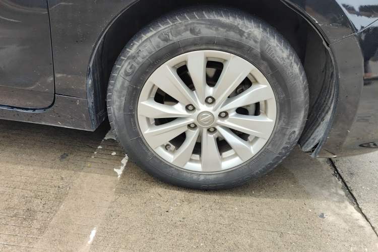 Used Nissan Teana 2016 2.0L XE Fashion Edition Right Front Wheel Hub
