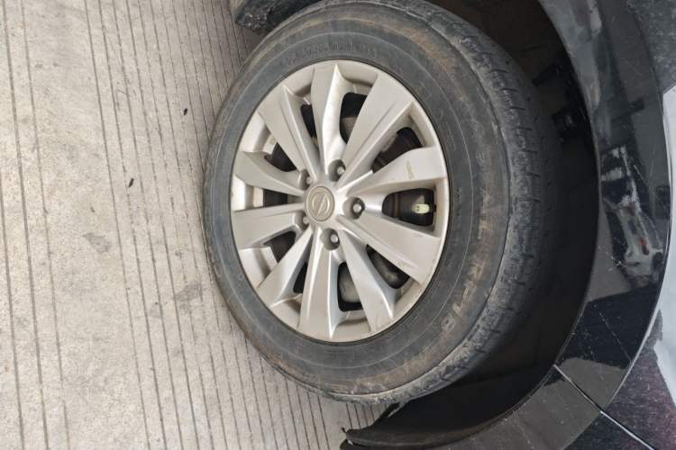 Used Nissan Teana 2016 2.0L XE Fashion Edition Right Front Wheel Hub