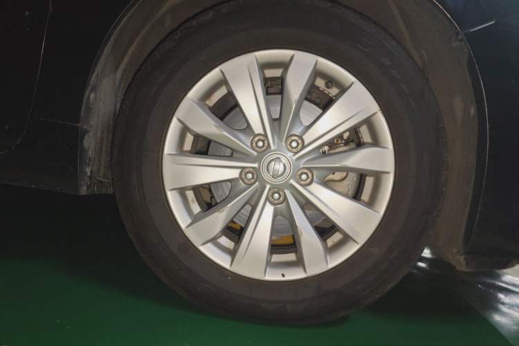 Used Nissan Teana 2016 Revised Version 2.0L XL Comfort Edition Right Front Wheel Hub