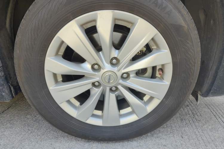Used Nissan Teana 2016 2.0L XL Comfort Edition Right Front Wheel Hub