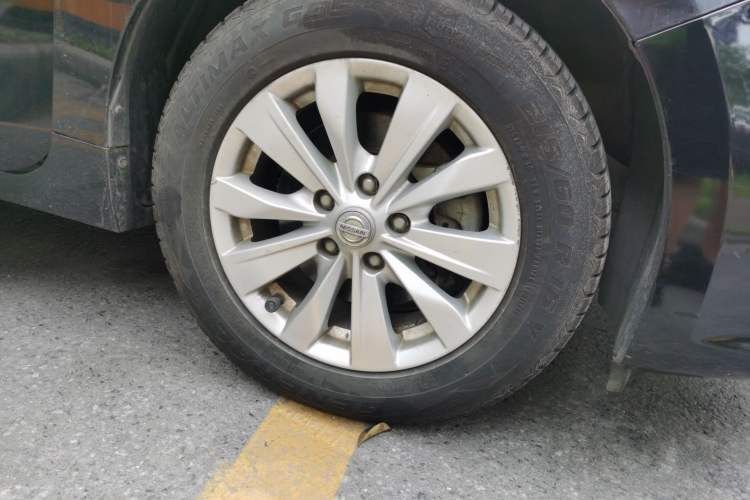 Used Nissan Teana 2016 Revised Version 2.0L XL Comfort Edition Right Front Wheel Hub