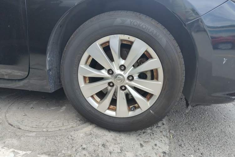 Used Nissan Teana 2016 2.0L XL Comfort Edition Right Front Wheel Hub