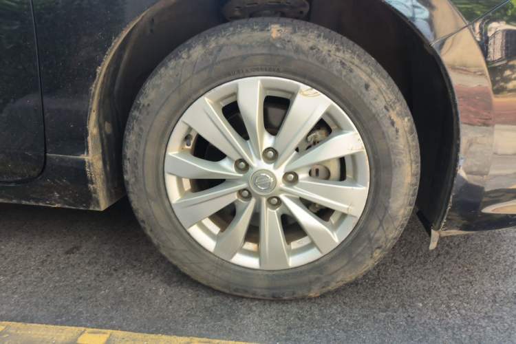 Used Nissan Teana 2016 2.0L XE Fashion Edition Right Front Wheel Hub