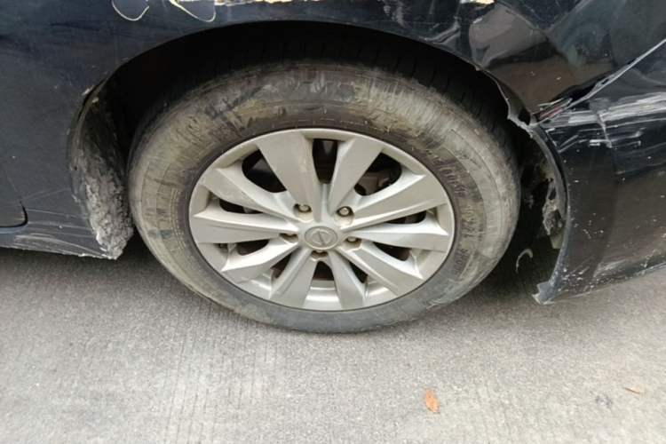 Used Nissan Teana 2016 2.0L XE Fashion Edition Right Front Wheel Hub