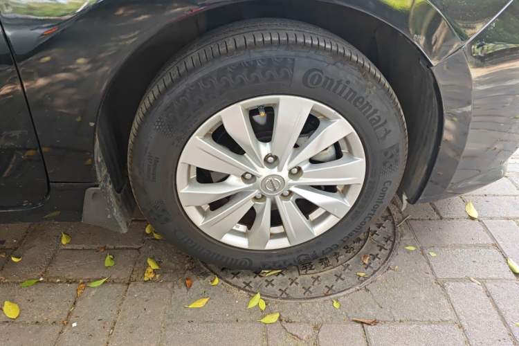 Used Nissan Teana 2016 2.0L XL Comfort Edition Right Front Wheel Hub
