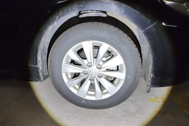 Used Nissan Teana 2016 2.0L XE Fashion Edition Right Front Wheel Hub