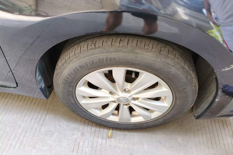 Used Nissan Teana 2016 Revised Version 2.0L XL Comfort Edition Right Front Wheel Hub