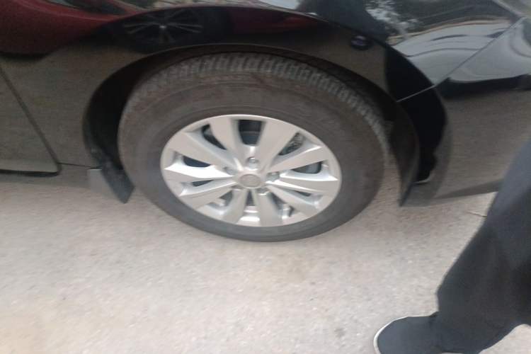 Used Nissan Teana 2016 2.0L XL Comfort Edition Right Front Wheel Hub
