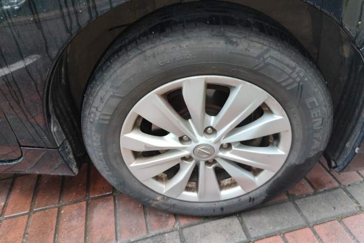 Used Nissan Teana 2016 2.0L XL Comfort Edition Right Front Wheel Hub