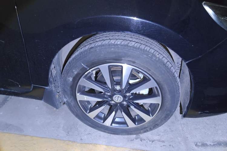 Used Nissan Teana 2016 2.0L XL-Upper Smart Edition Right Front Wheel Hub