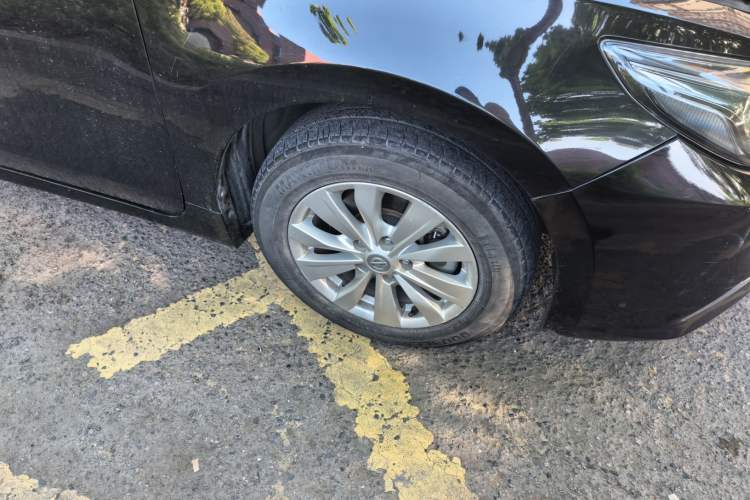 Used Nissan Teana 2016 2.0L XL Comfort Edition Right Front Wheel Hub