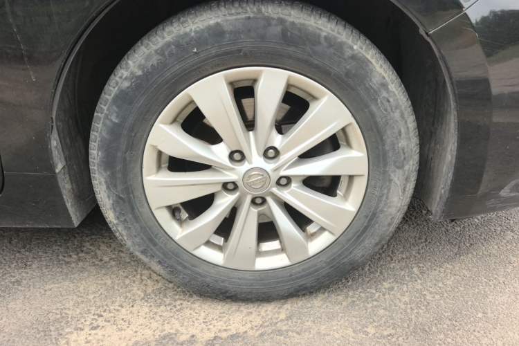 Used Nissan Teana 2016 2.0L XL Comfort Edition Right Front Wheel Hub