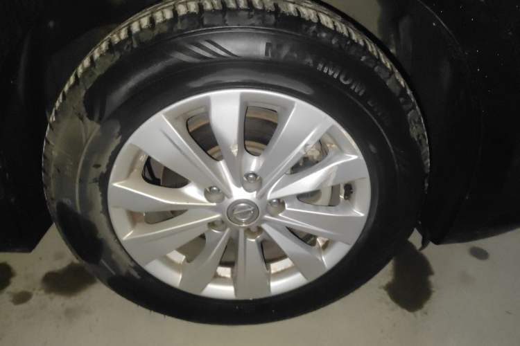 Used Nissan Teana 2016 2.0L XE Fashion Edition Right Front Wheel Hub