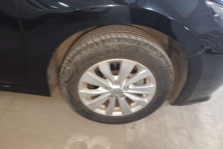 Used Nissan Teana 2016 2.0L XL Comfort Edition Right Front Wheel Hub
